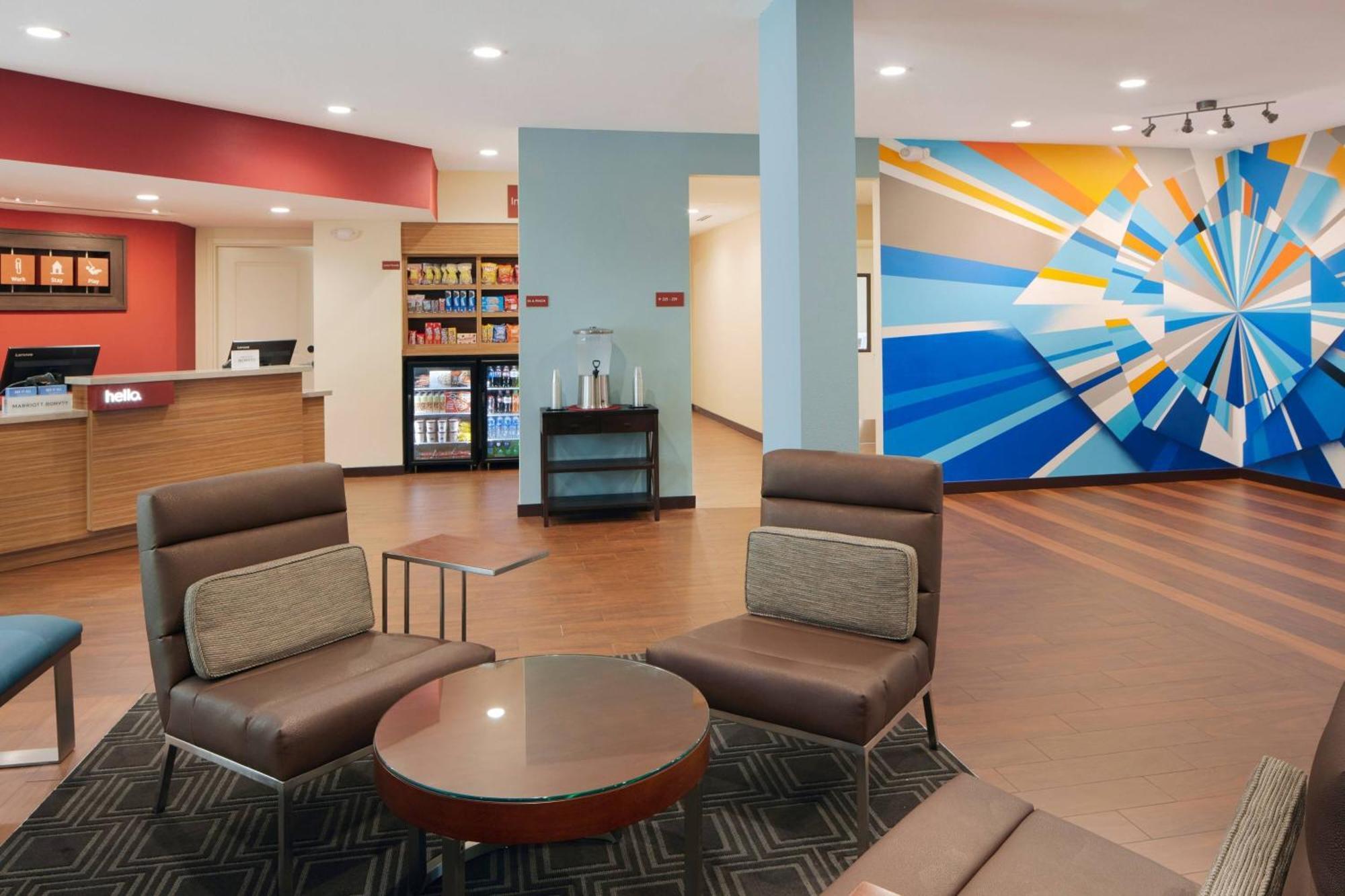 Towneplace Suites By Marriott Tampa South Exteriör bild