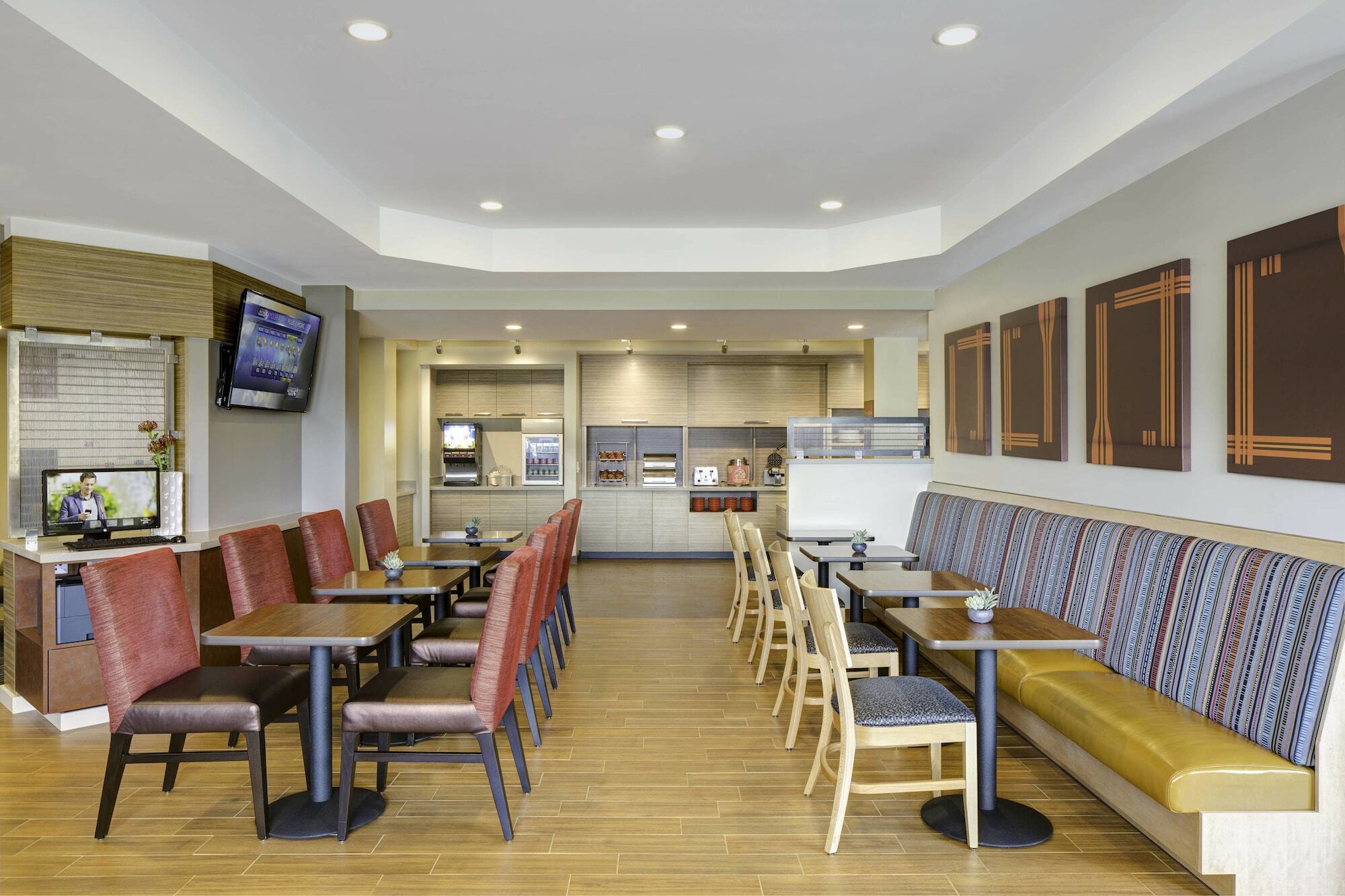 Towneplace Suites By Marriott Tampa South Exteriör bild